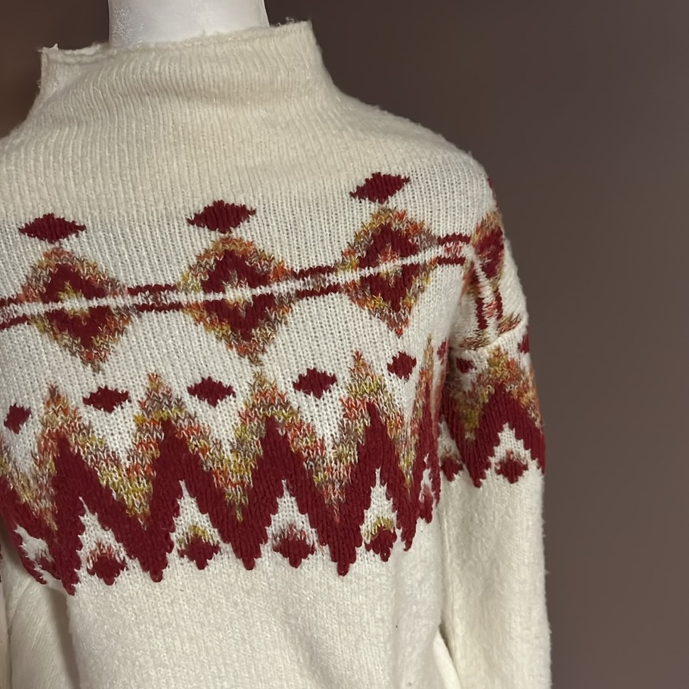 Maternity Swiss Sweater pregnancy first trimester